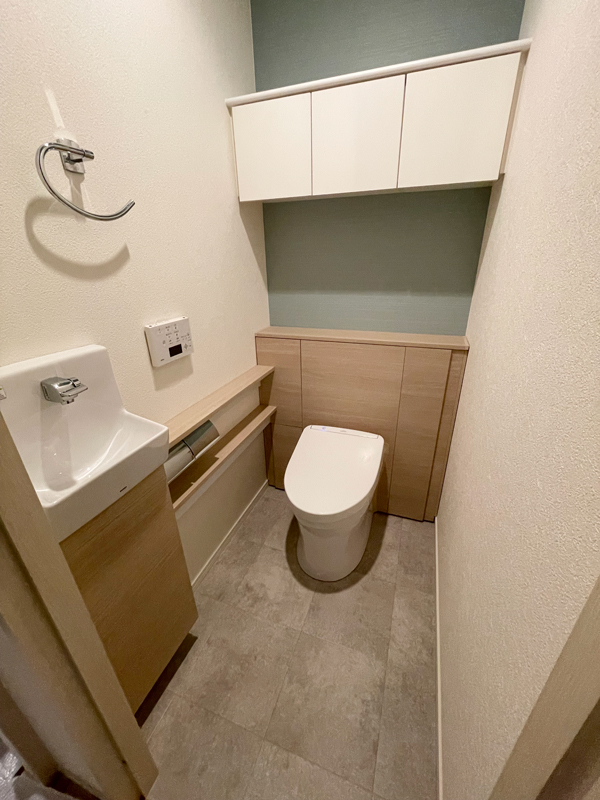 手洗器を新設してスッキリ使いやすいトイレへ 手洗器を新設してスッキリ使いやすいトイレへ